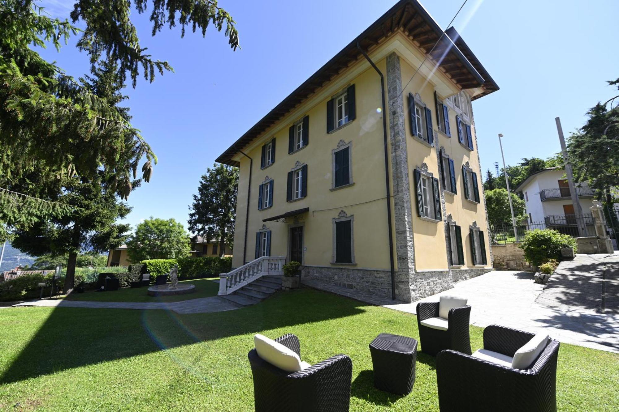 Residenza Villa Maria Roncola المظهر الخارجي الصورة